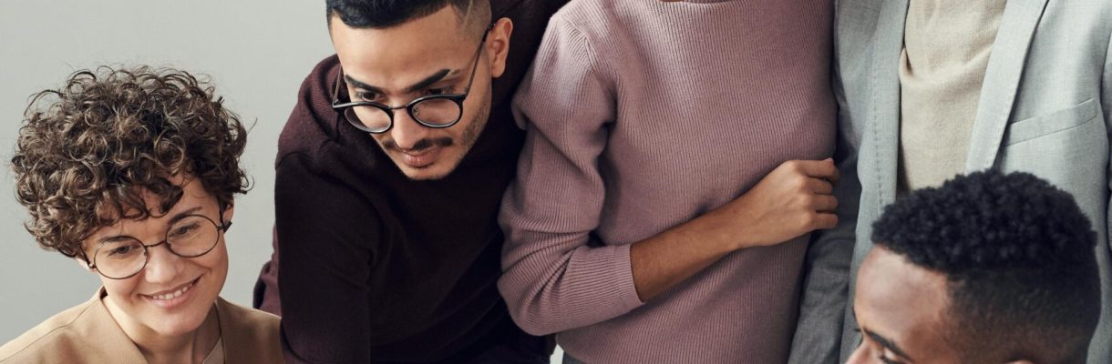 pexels-fauxels-3182750